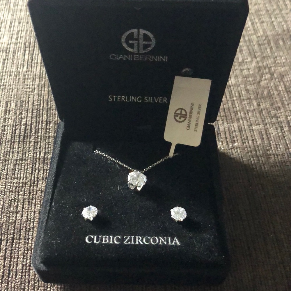 Sterling silver cubic zirconia necklace, earring